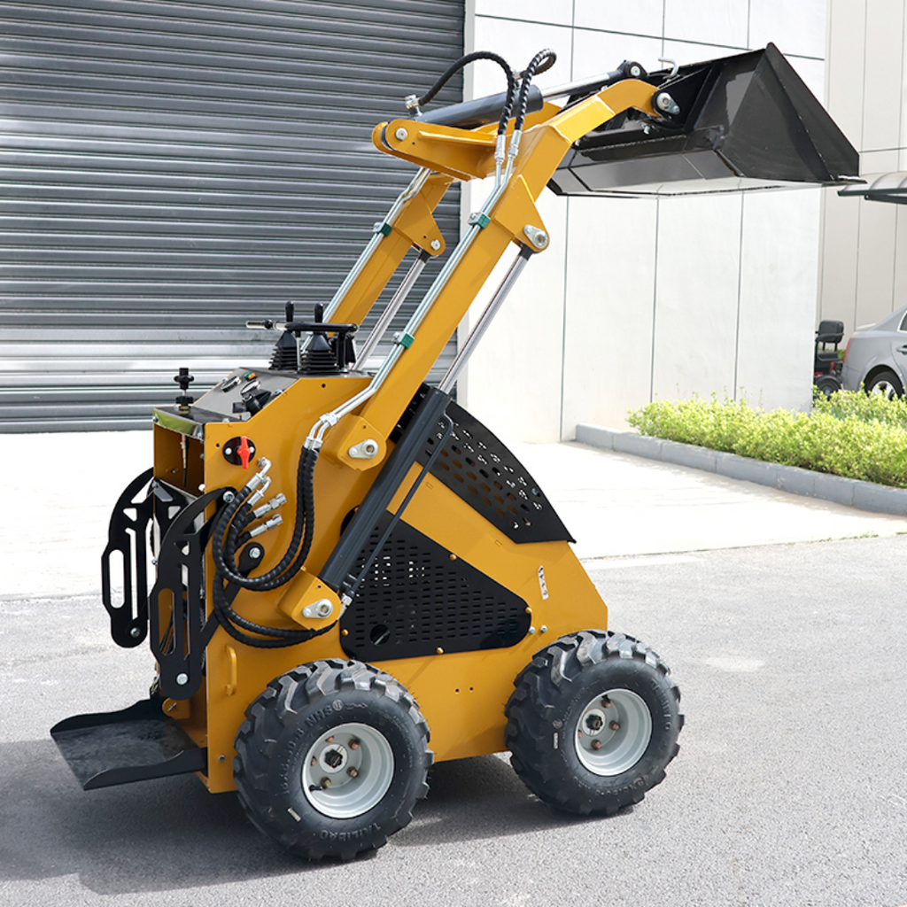 TitanWheel 850 Skid Steer Loader